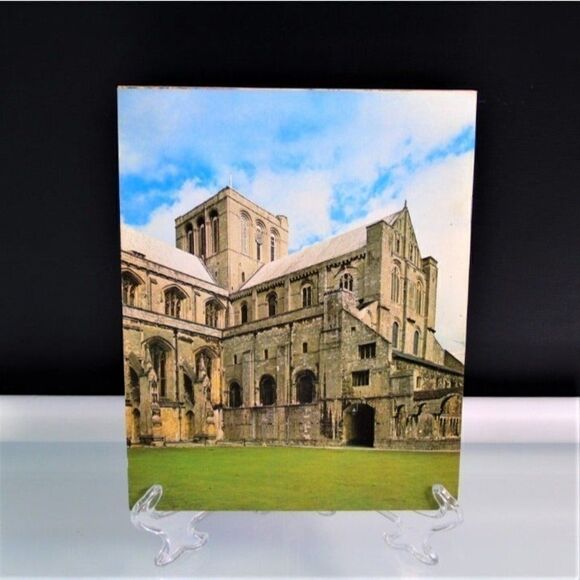 Pride Of Britain Winchester Cathedral Pitkin Guide 1976 - Picture 2 of 8